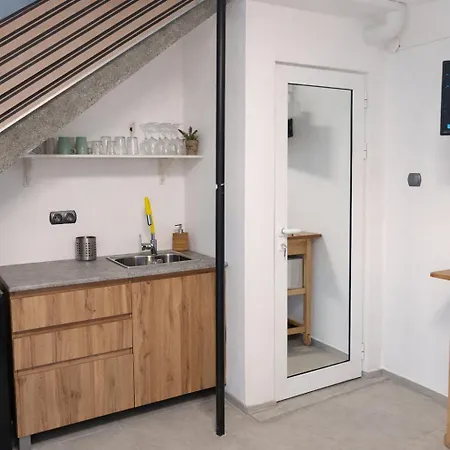 Wendy House - - 3brdr - Private Courtyard - 5 Min To Vitosha Blvd *