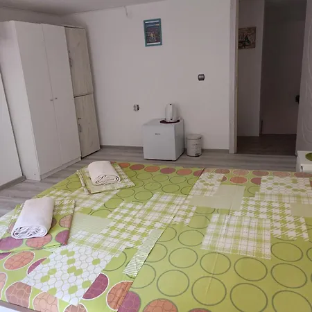 Wendy House - - 3brdr - Private Courtyard - 5 Min To Vitosha Blvd