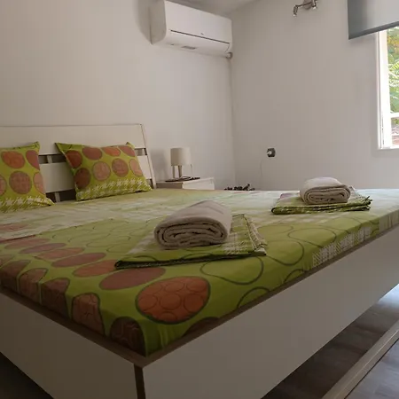 Casa vacanze Wendy House - - 3brdr - Private Courtyard - 5 Min To Vitosha Blvd *