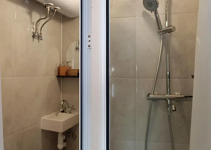 Wendy House - - 3brdr - Private Courtyard - 5 Min To Vitosha Blvd *